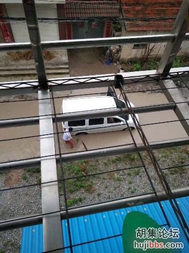 胡集平堰四组融园后面的路