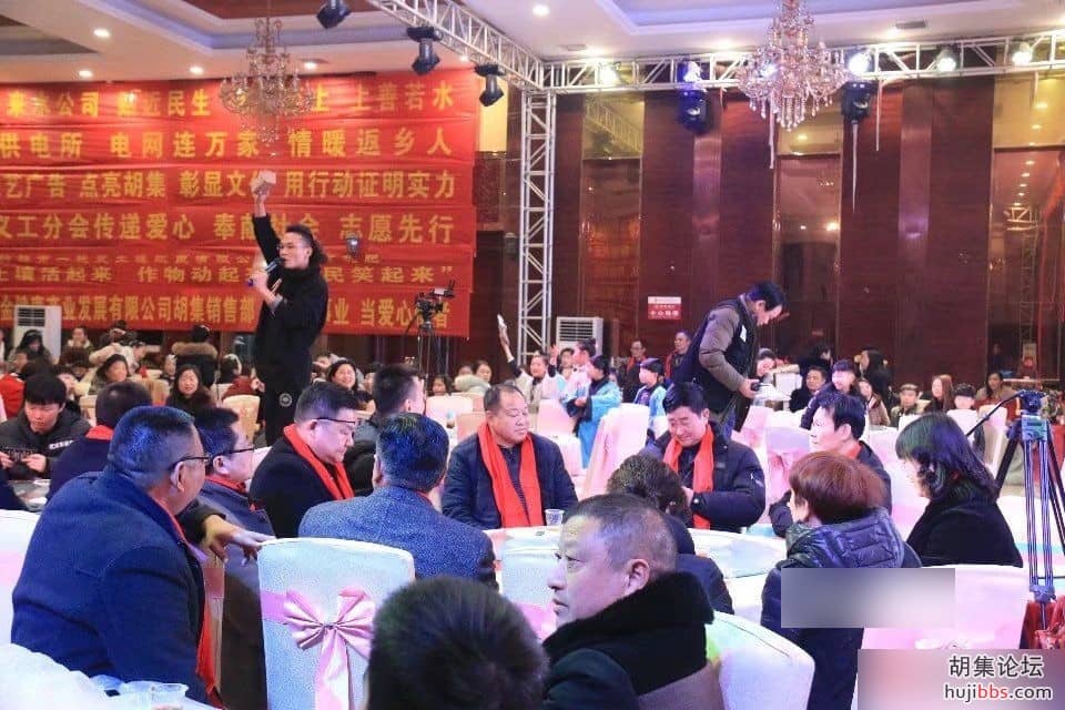 014210e22dleq2jj2v8210.jpg
