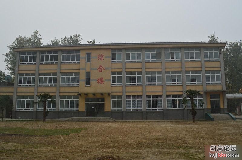 17543677oyy7uhuzcx777l.jpg