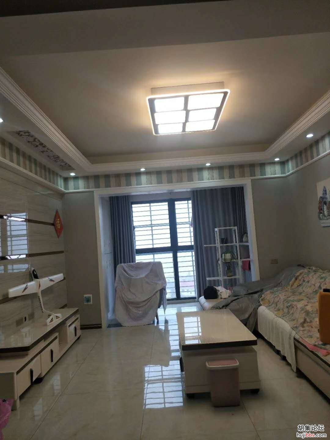 胡集融园小区房屋出售，两室两厅，证件齐全（红本）
