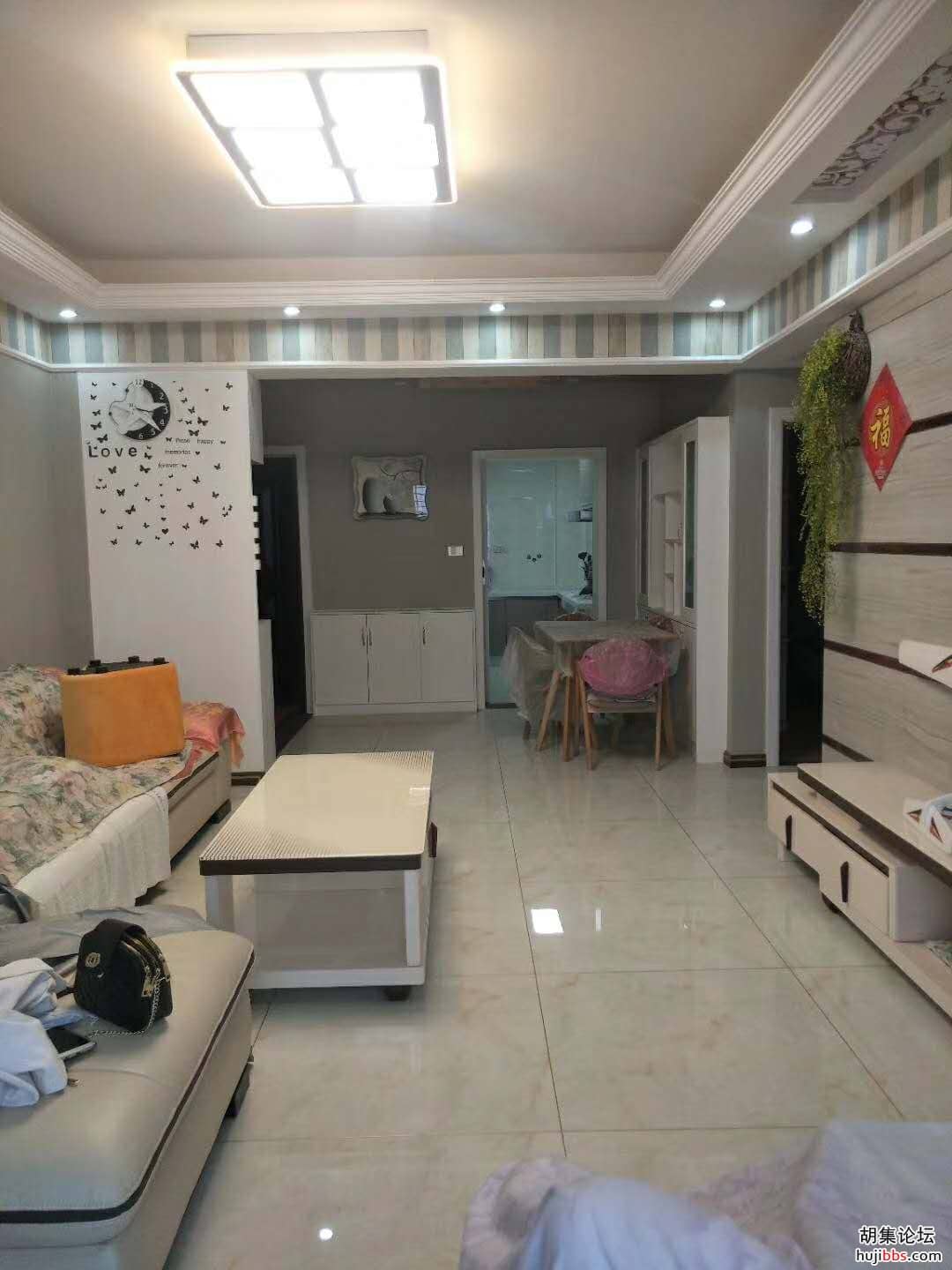 胡集融园小区房屋出售，两室两厅，证件齐全（红本）