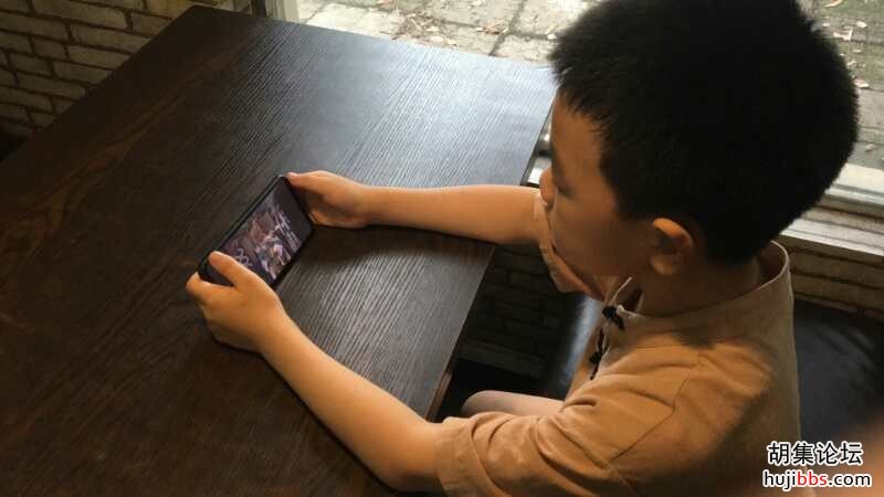 荆襄东区小学开展“传国粹 戏育人”活动