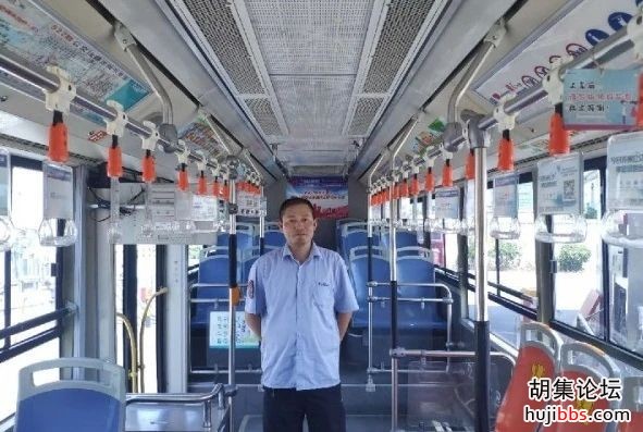 游客胃出血导致休克，叫了辆522
