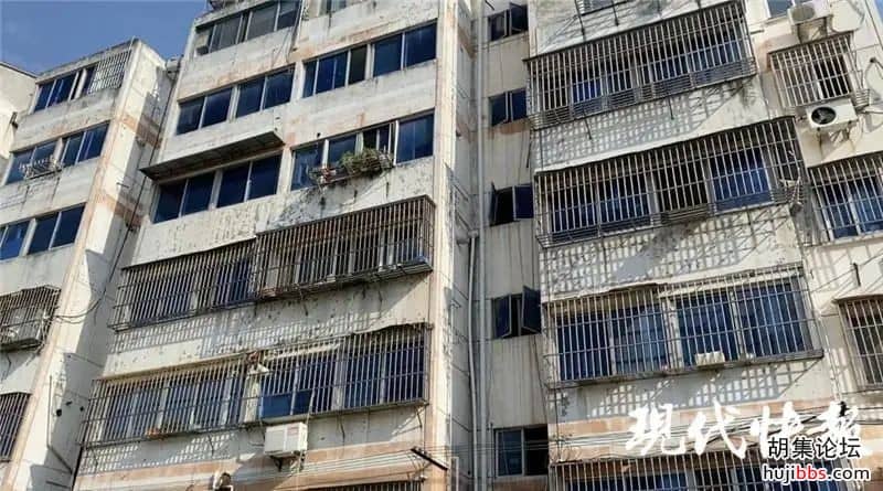 10岁男孩家中遇害！行凶者疑为其亲属