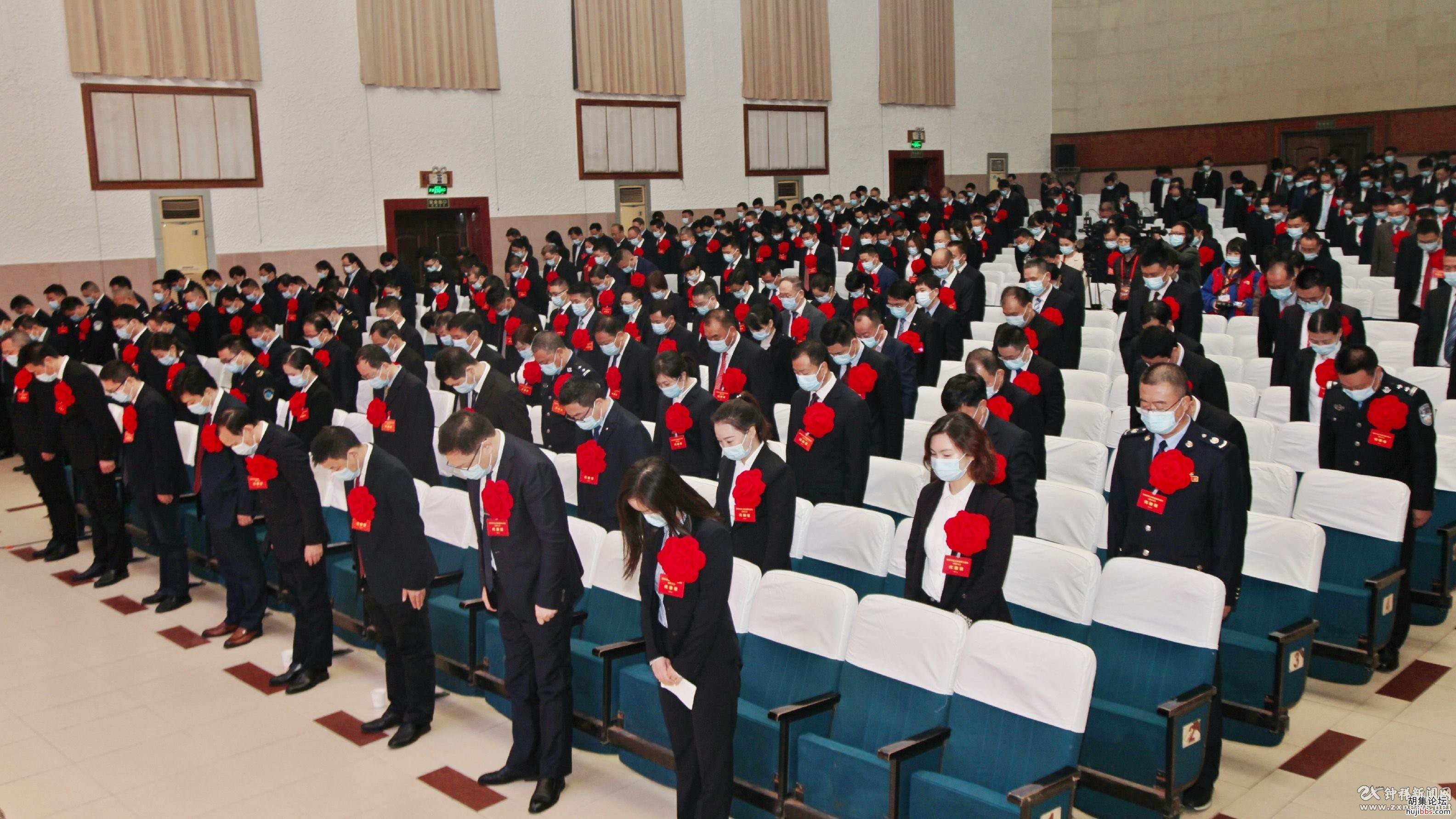 4-2010211H30X17.jpg