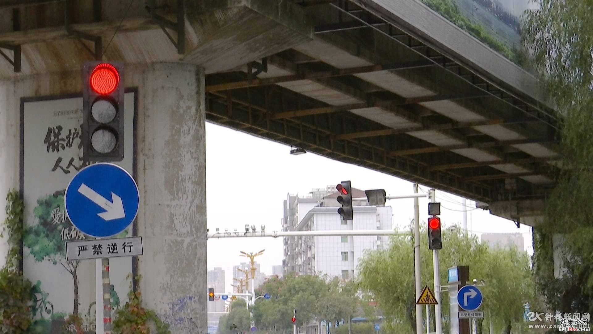 4-201109163631V0.jpg
