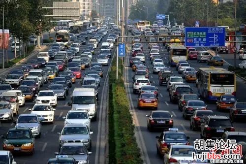 70岁以上老人可考驾照了！驾校：有八旬老人咨询报名