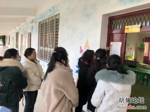 胡集：镇区园“送教”团队携手乡村园教师走向学前教育
