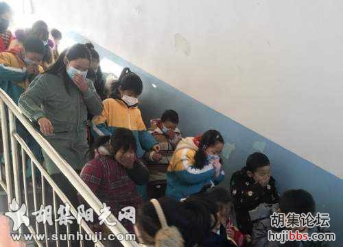 荆襄西区小学：未雨绸缪防火灾 应急演练保平安