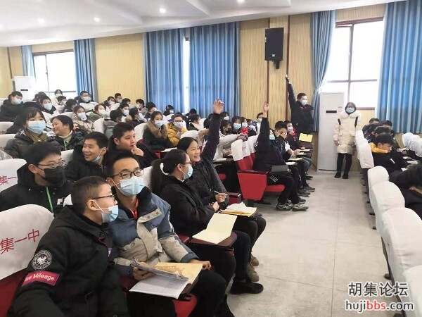 “青春成长 梦想起航”青少年思想引领课堂走进胡集一中