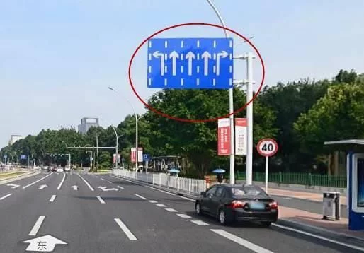 右转不用等红灯，为何还被扣6分？交警提醒：这4点不懂
