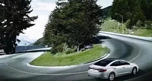 开车6个基本功，熟练的不熟练的司机都可以看看