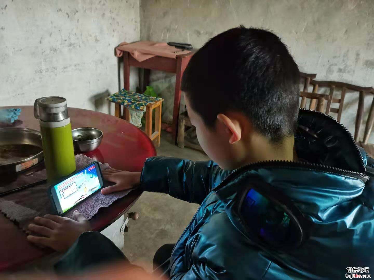 【时空相隔  教育在线】（3）我们的寒假生活•我们爱学习