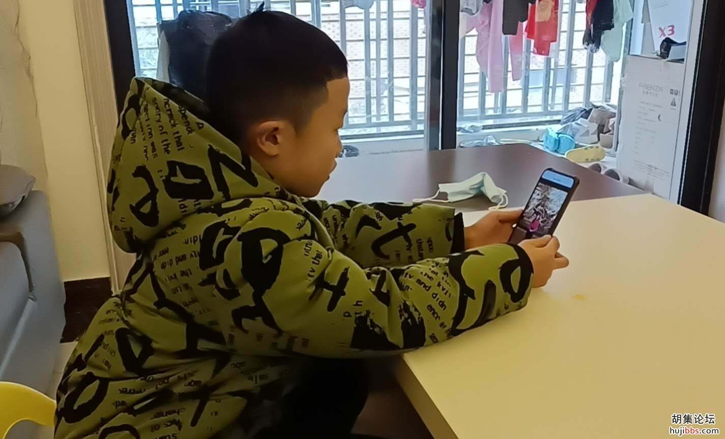 【时空相隔  教育在线】（3）我们的寒假生活•我们爱学习