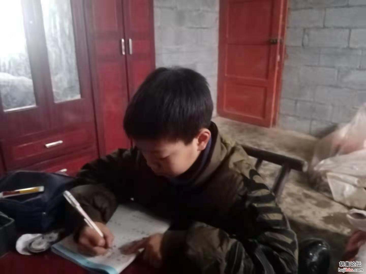 【时空相隔  教育在线】（3）我们的寒假生活•我们爱学习