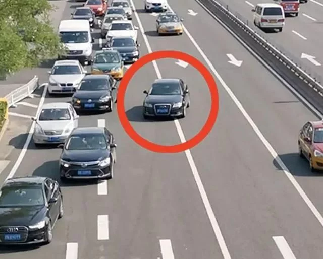 新手注意：8个让人“防不胜防”的冷交规，一不小心12分...