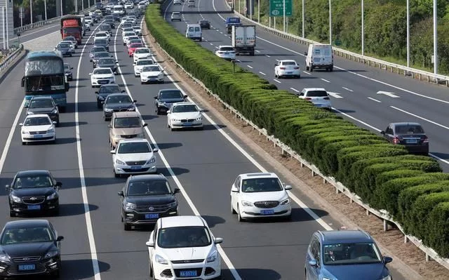这4个从驾校带出来的坏习惯，一定要及时改掉，不然上路