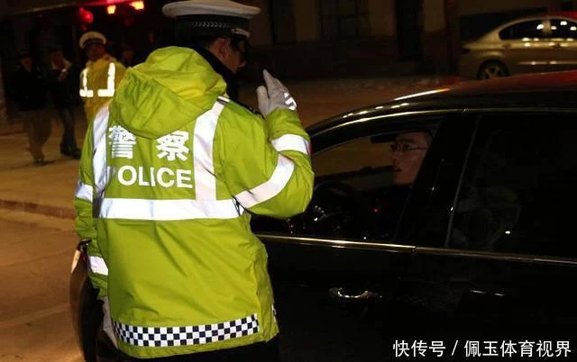 喝完酒可不可以在车里睡觉？交警：睡觉可以，需满足这2