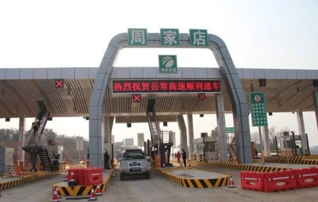 驾考难度再升级，科二变成9项，学员：已经挂了4次了