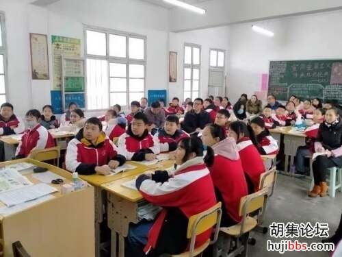胡集二中：合作探究创新教学模式 同课异构打造高效课堂