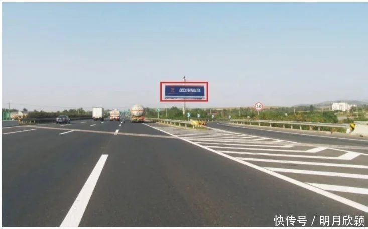 高速上又一违章行为被严查，交警：抓到最高可罚400