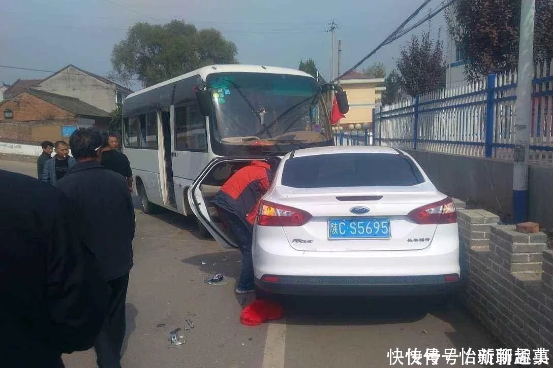 开车把人撞了怎样正确处理？记住这3个注意事项，新手学