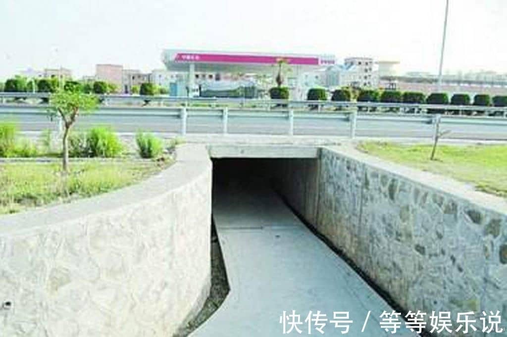 t015e171fb75e046be9.jpg