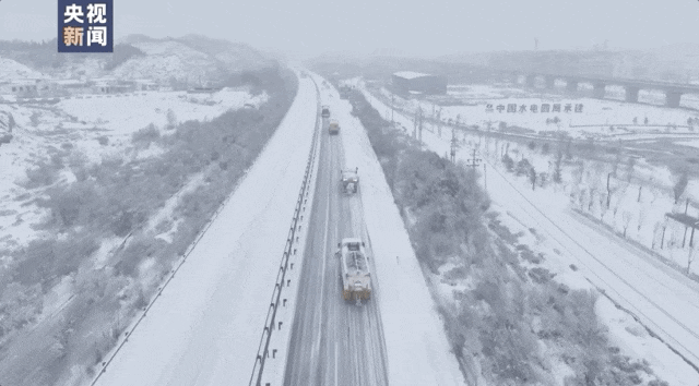 039b3384d5f7434aa934ec5dd9f285a6.gif