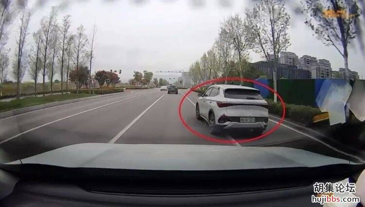 kw8jz3h0wt640.jpeg