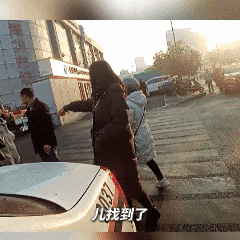 4A724607B3F57A4615ACD1891D1D4E308BC5F99C_size585_w240_h240.gif