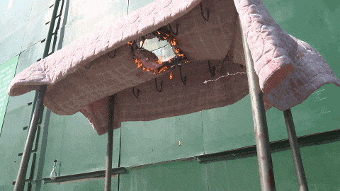 28877B3A014860E8C92740C4BE543EA28D5EACC1_size1404_w480_h270.gif