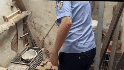 fcd7cd57g00szf3bo00tsc000b4006ac.gif