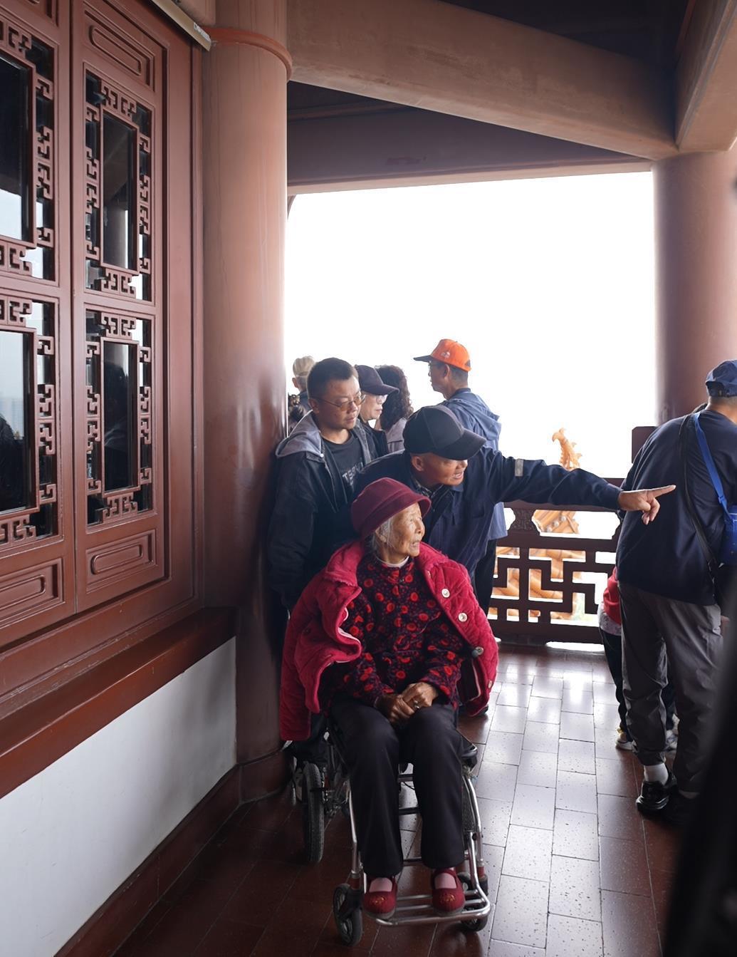 B10D6774C5CEA8F4F5FE206FBC19032614BB9C9B_size144_w1035_h1343.jpg B10D6774C5CEA8F4F5FE206FBC19032614BB9C9B_size144_w1035_h1343.jpg